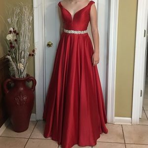 Formal pageant dress